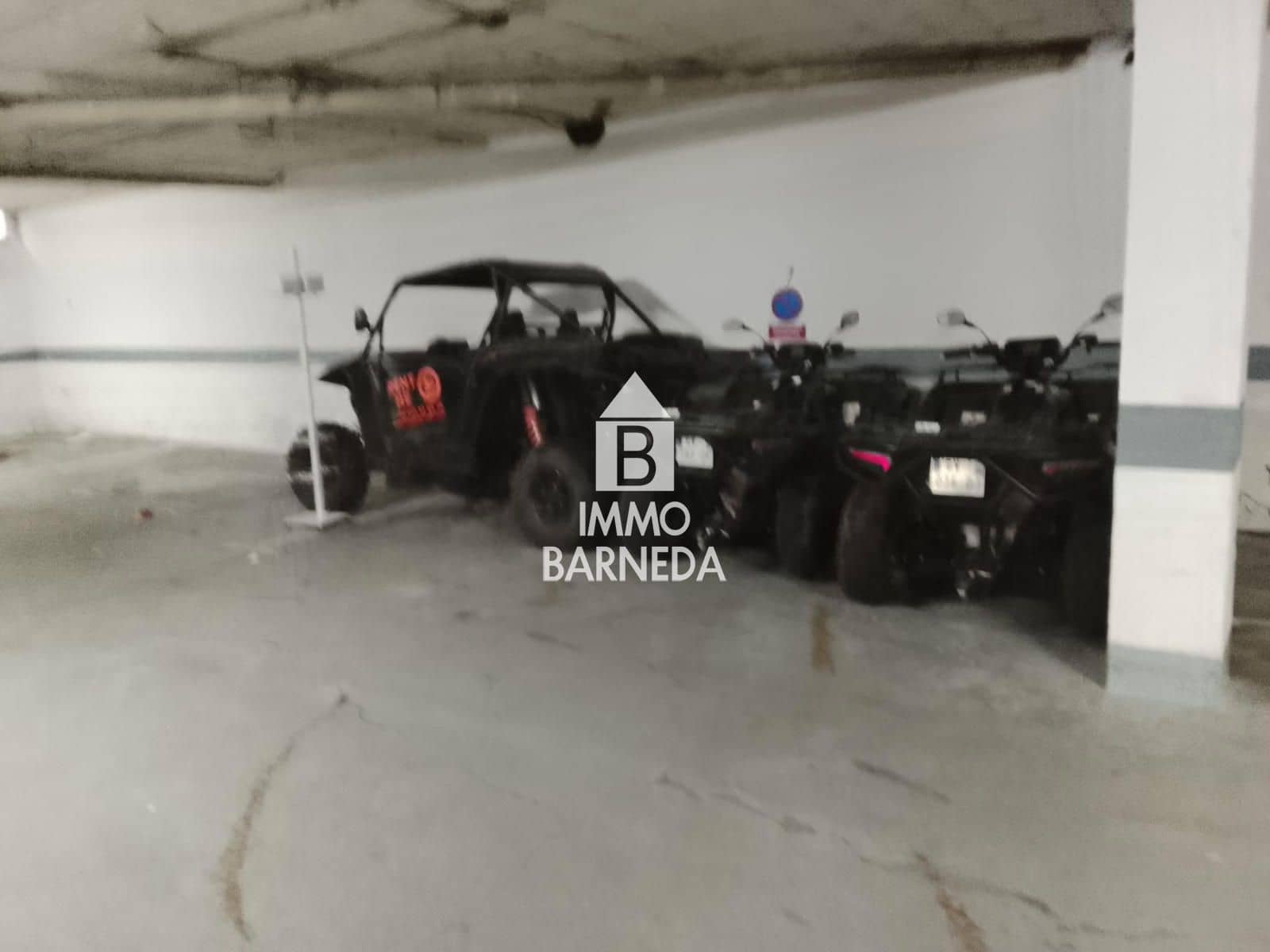 Garage for sale in Roses - € 24,500 (Ref: 9708128)