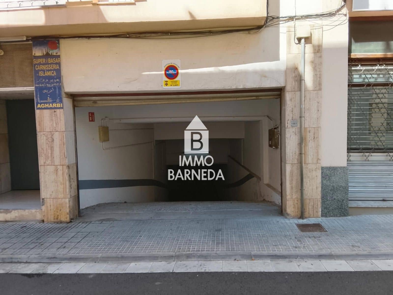 Garage for sale in Roses - € 24,500 (Ref: 9708128)