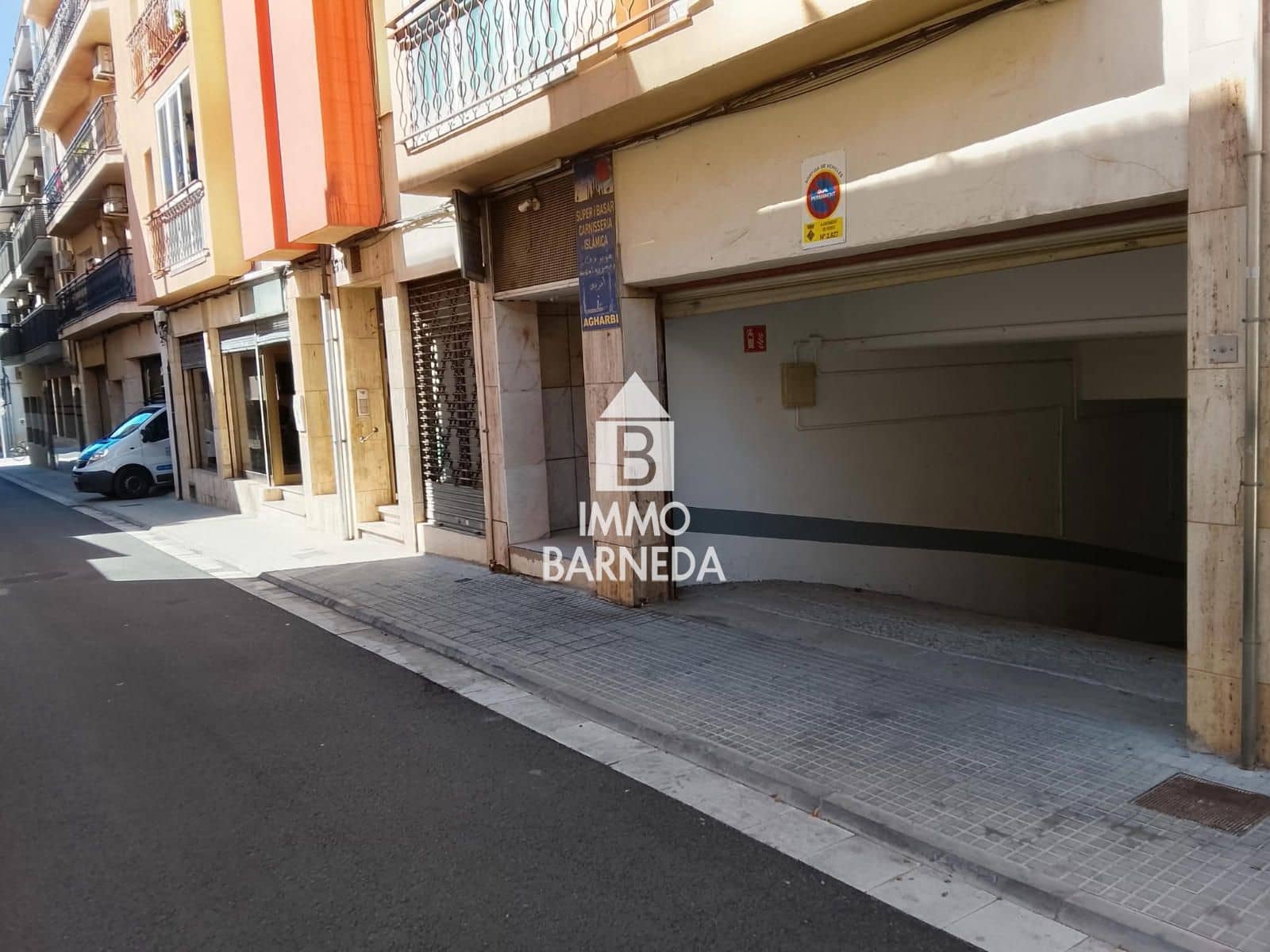 Garage for sale in Roses - € 24,500 (Ref: 9708128)