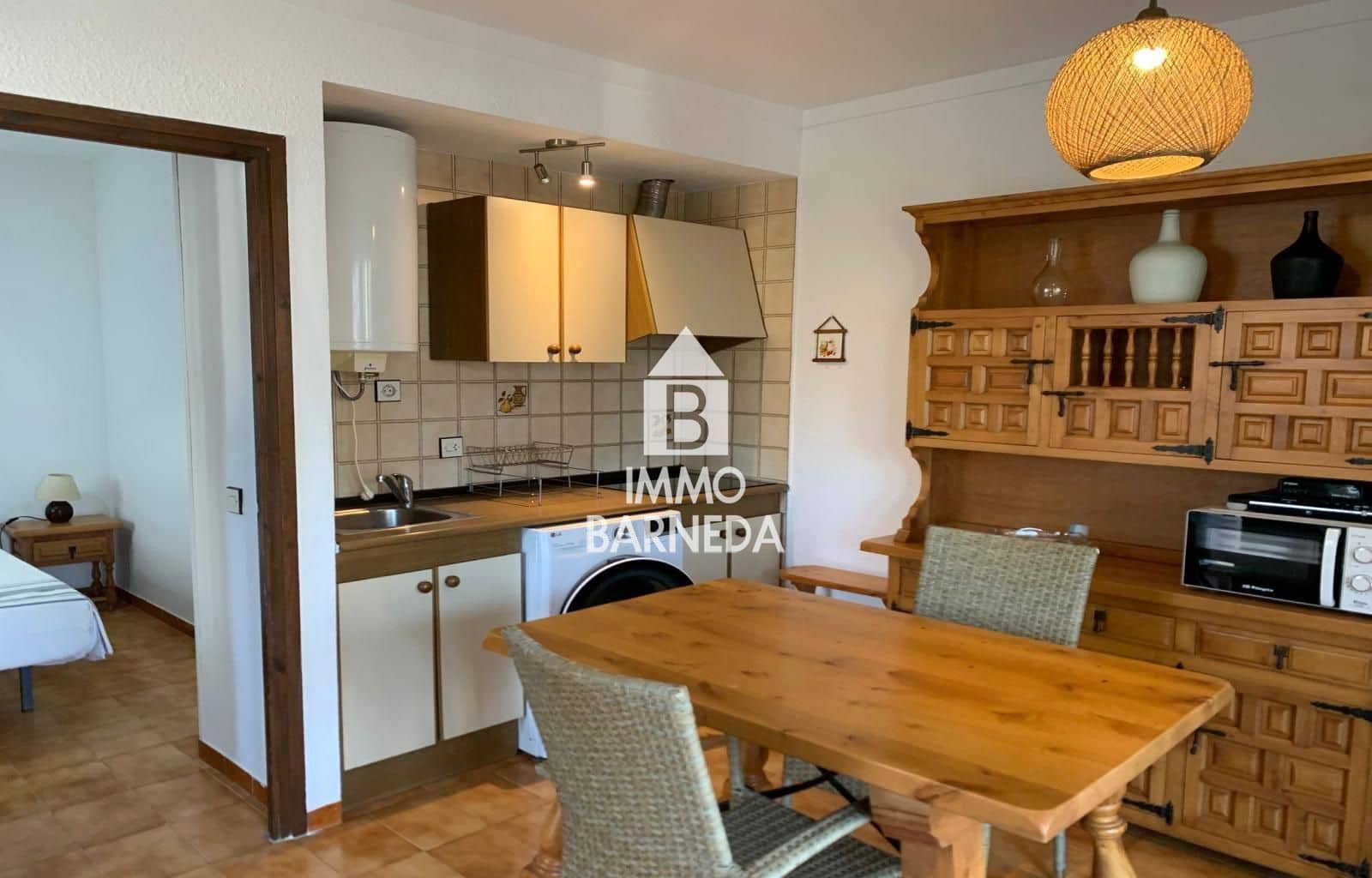 Piso de 1 habitación en Roses en venta con piscina garaje - 139.000 € (Ref: 9713236)