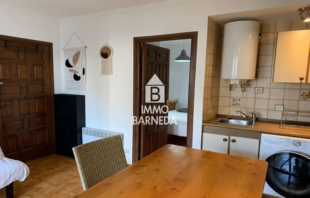 Piso de 1 habitación en Roses en venta con piscina garaje - 139.000 € (Ref: 9713236)