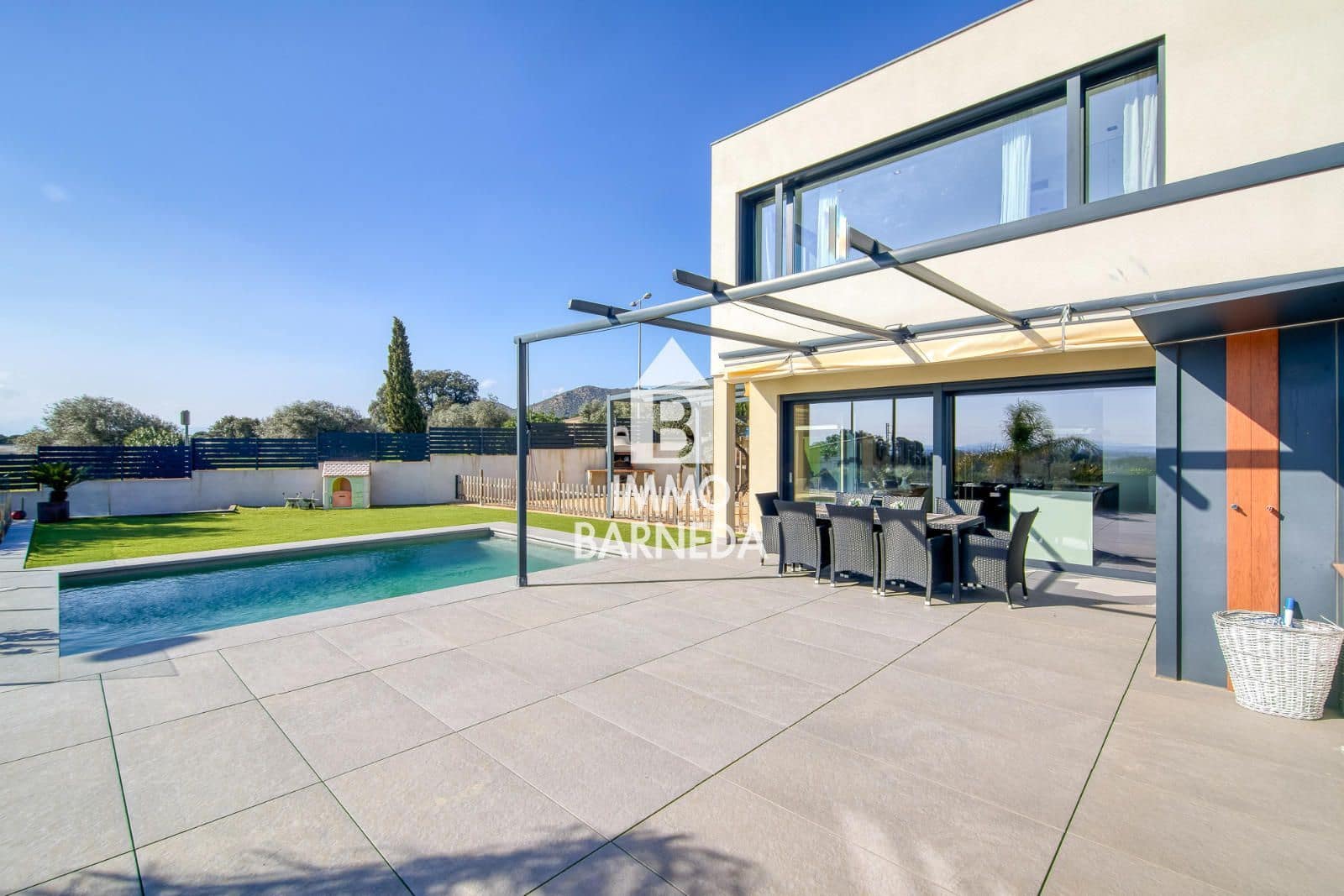 4 bedroom Villa for sale in Palau-saverdera with pool garage - € 790,000 (Ref: 9715613)