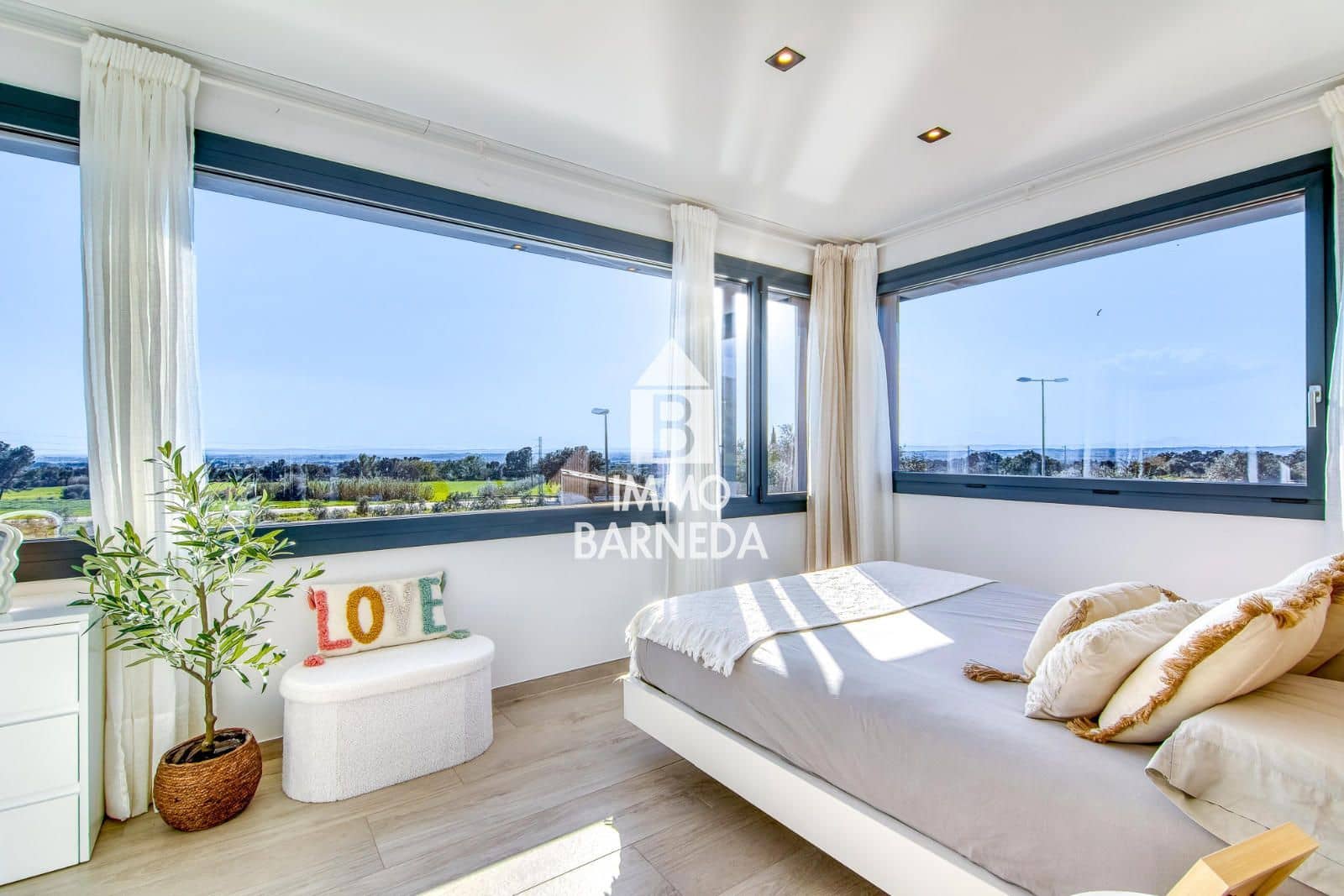 4 bedroom Villa for sale in Palau-saverdera with pool garage - € 790,000 (Ref: 9715613)