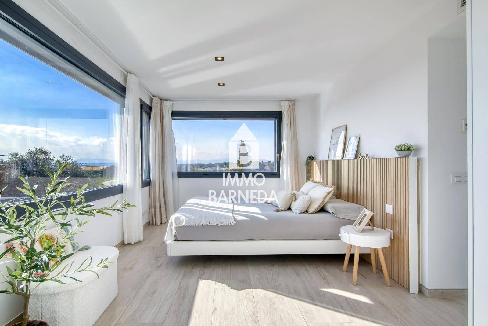 4 bedroom Villa for sale in Palau-saverdera with pool garage - € 790,000 (Ref: 9715613)