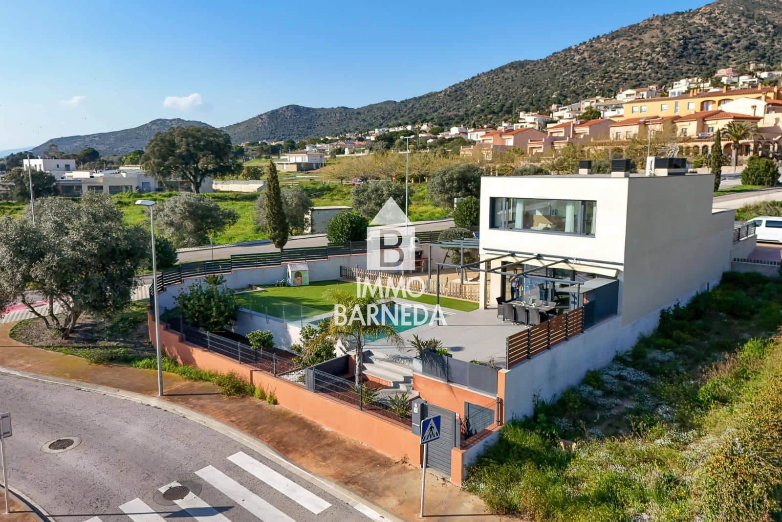 4 bedroom Villa for sale in Palau-saverdera with pool garage - € 790,000 (Ref: 9715613)