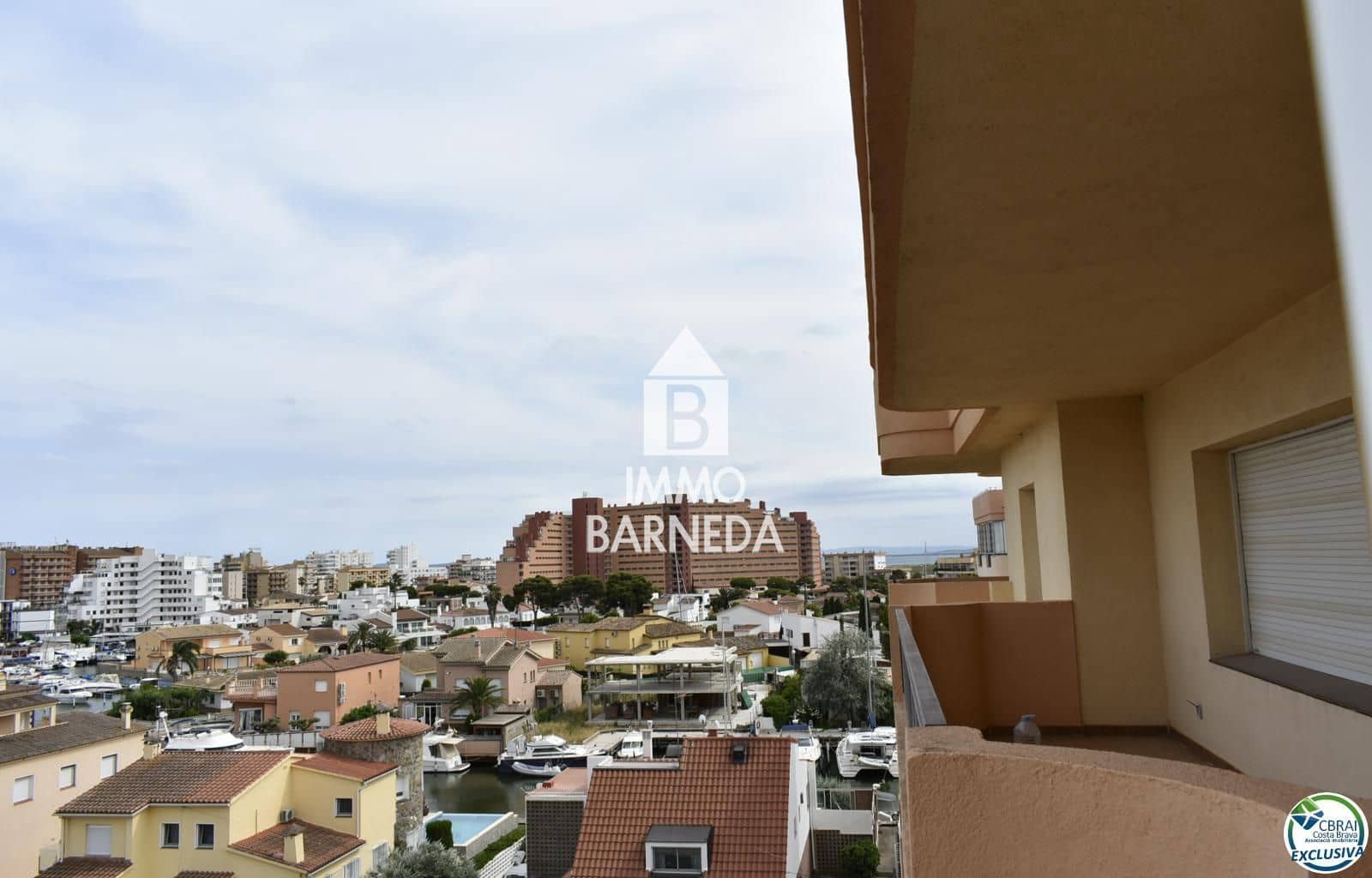 Flat for sale in Santa Margarida - € 94,000 (Ref: 9720579)
