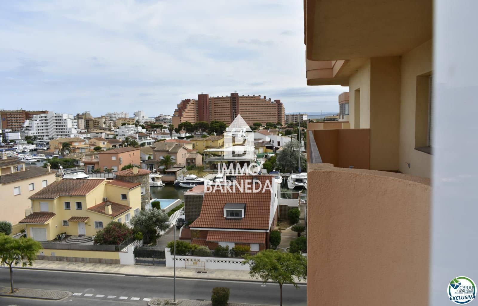 Flat for sale in Santa Margarida - € 94,000 (Ref: 9720579)