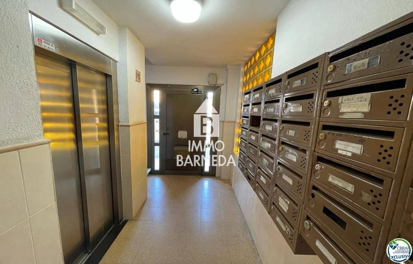 Flat for sale in Santa Margarida - € 94,000 (Ref: 9720579)