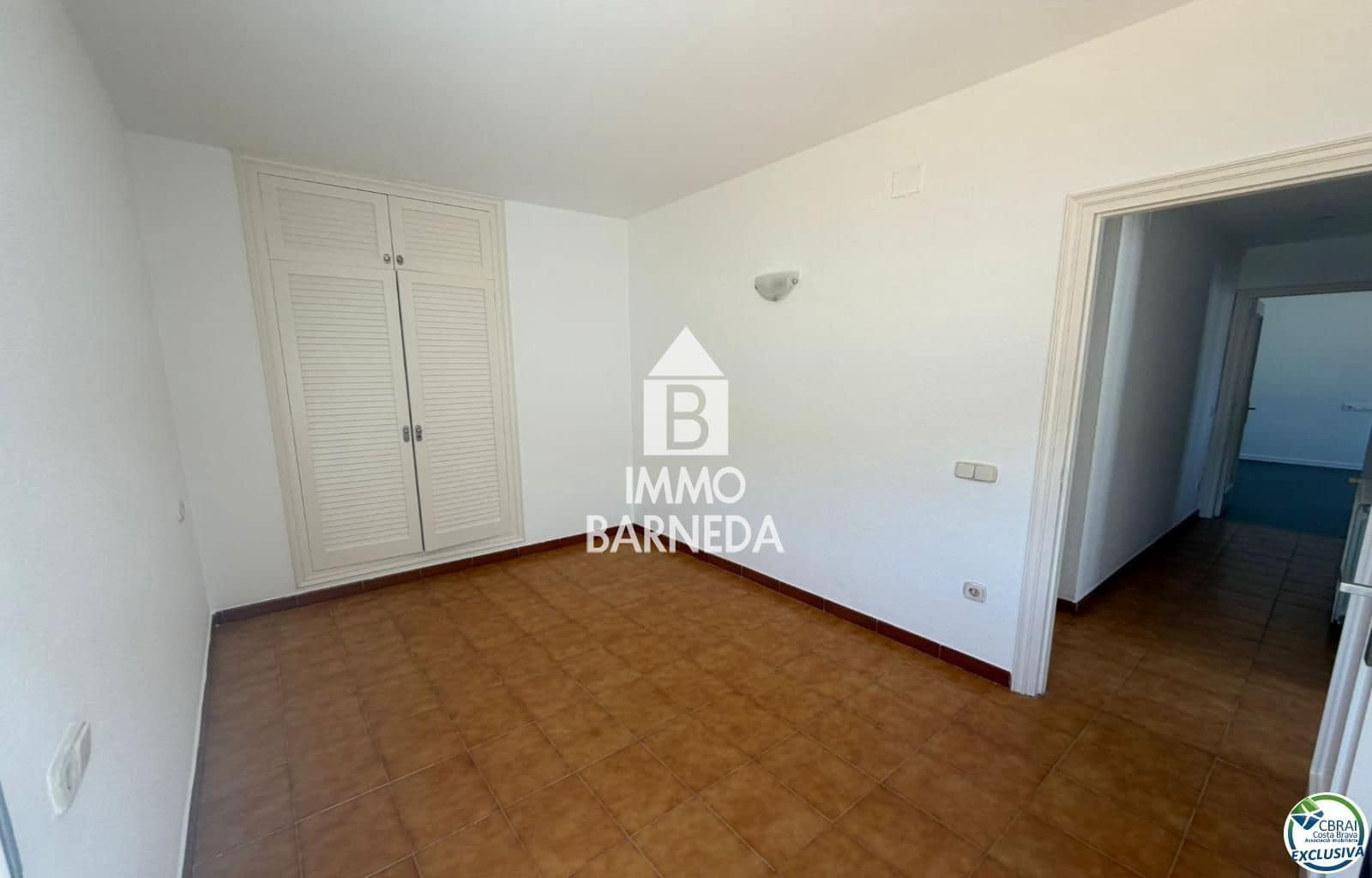 3 slaapkamer Flat te koop in Roses - € 530.000 (Ref: 9733397)