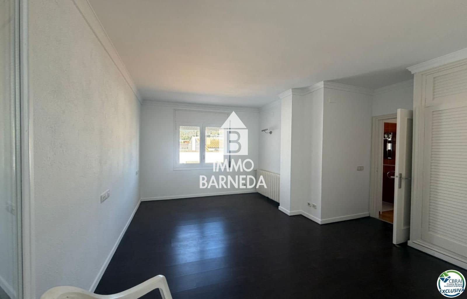 3 slaapkamer Flat te koop in Roses - € 530.000 (Ref: 9733397)