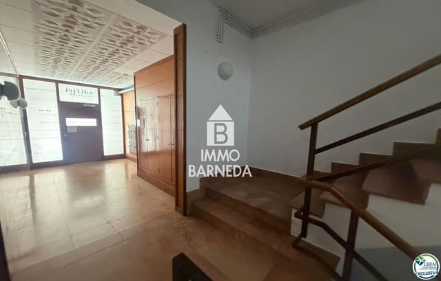 3 slaapkamer Flat te koop in Roses - € 530.000 (Ref: 9733397)