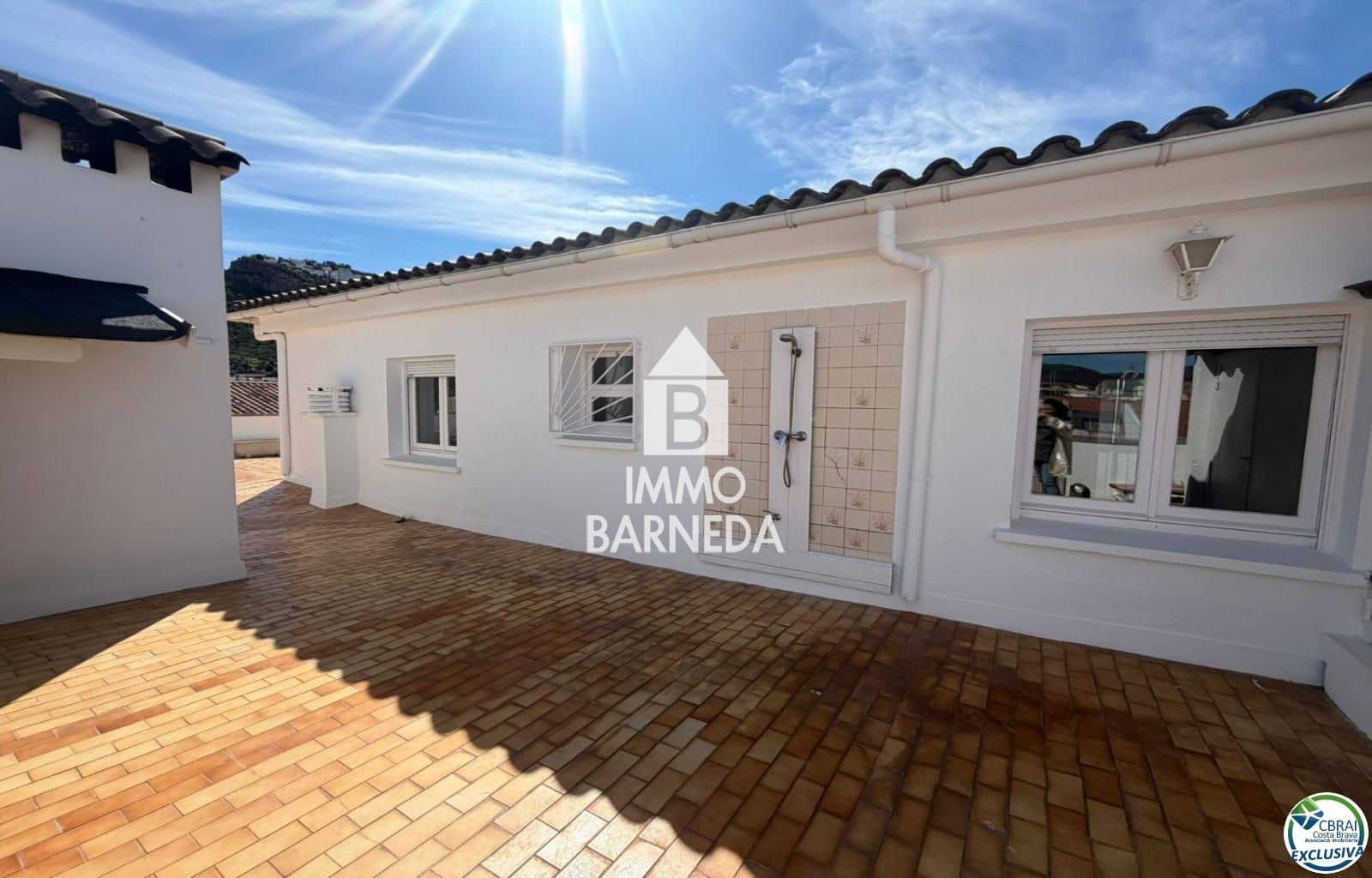 3 slaapkamer Flat te koop in Roses - € 530.000 (Ref: 9733397)