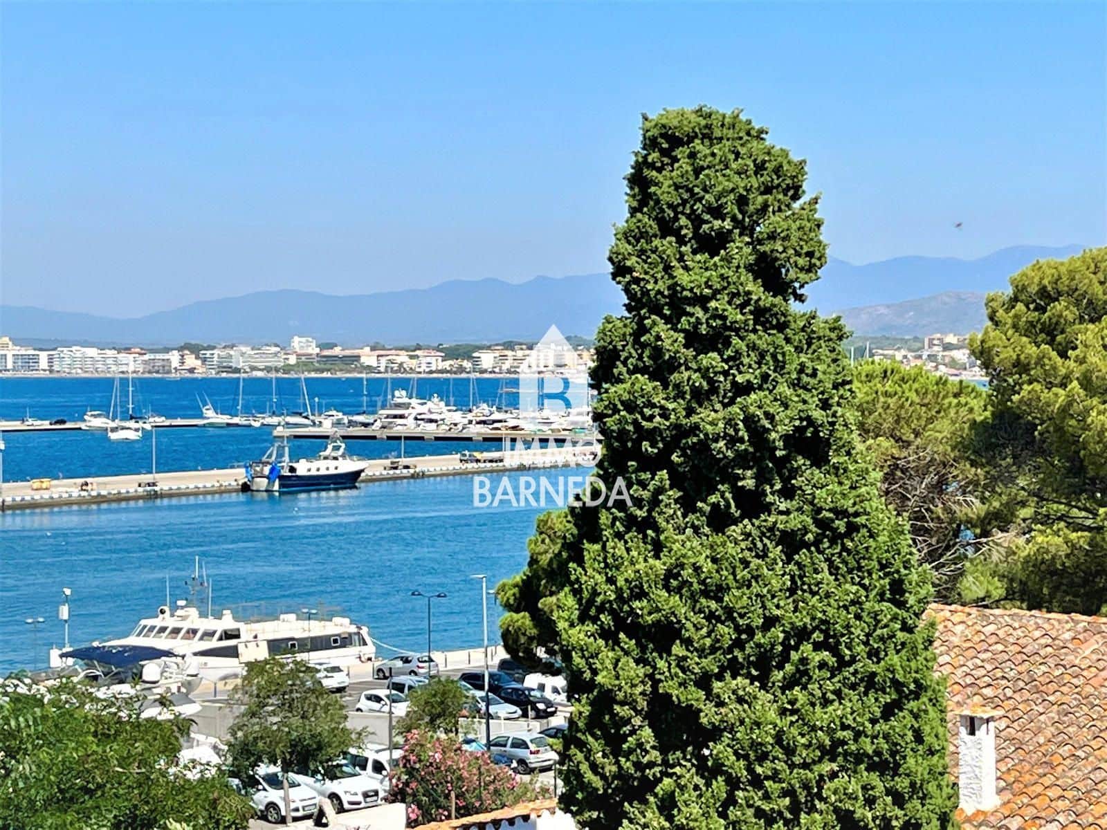 2 Zimmer Wohnung zu verkaufen in Roses mit Garage - 360.000 € (Ref: 9737117)