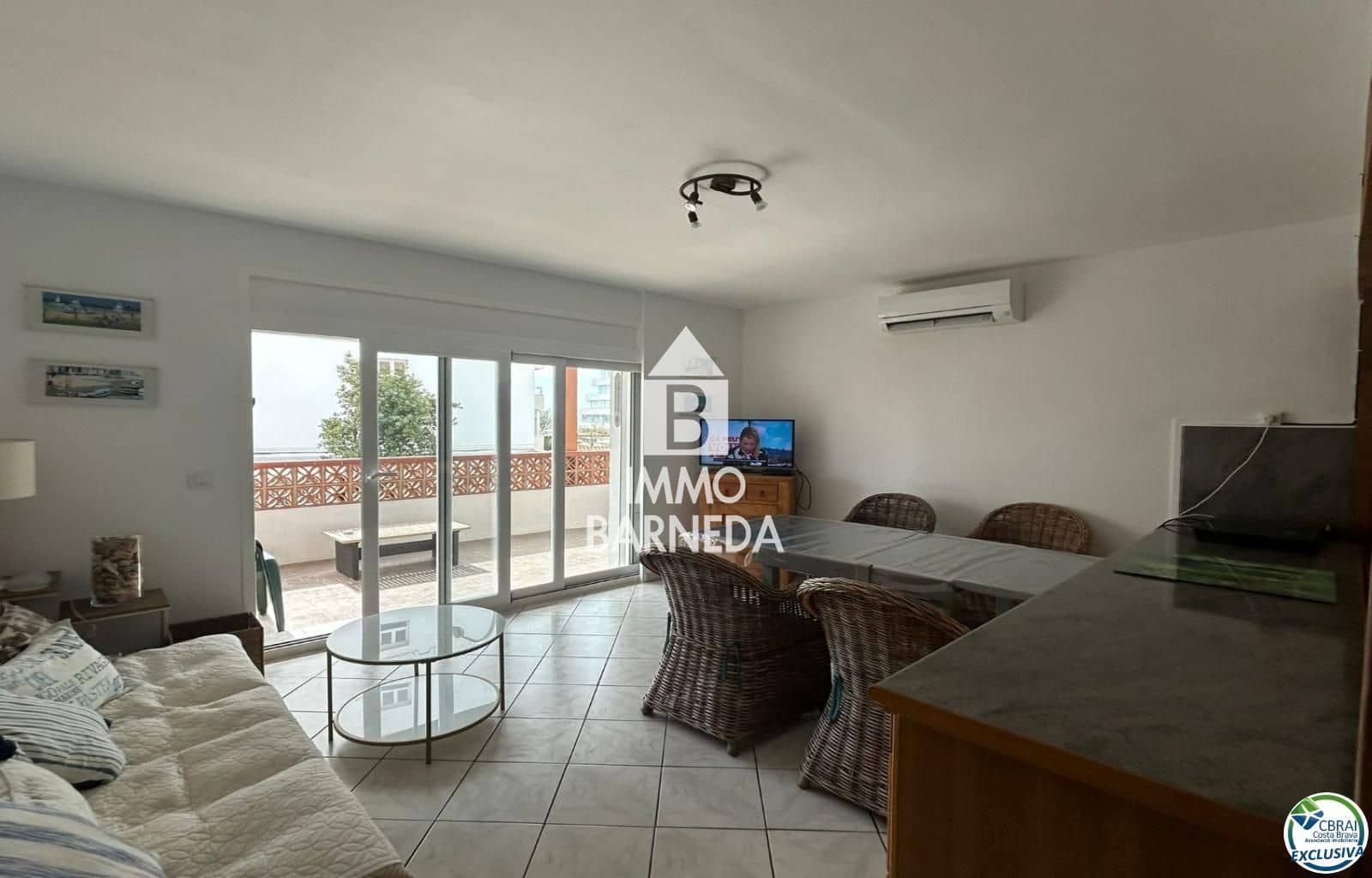 2 bedroom Flat for sale in Santa Margarida with garage - € 248,000 (Ref: 9744227)