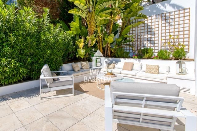 4 sypialnia Willa na sprzedaż w Roses z basenem garażem - 1 900 000 € (Ref: 9755064)