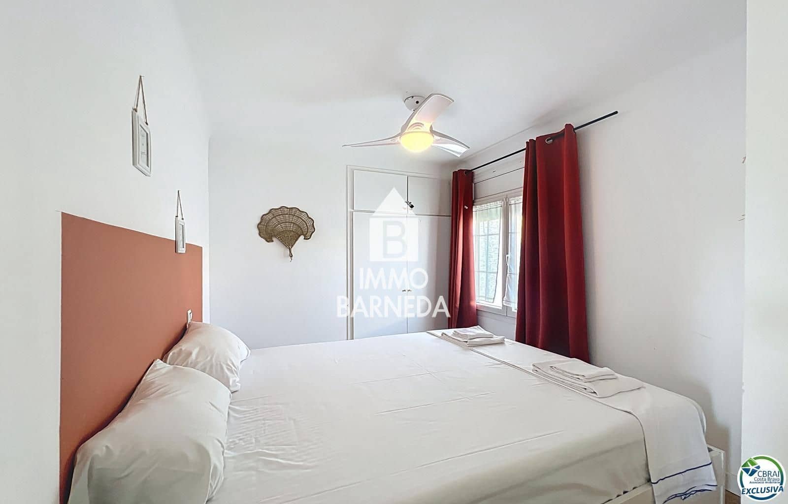 2 soveværelse Villa til salg i Empuriabrava med swimmingpool garage - € 385.000 (Ref: 9758964)