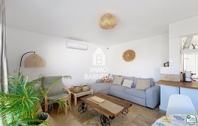 2 soveværelse Villa til salg i Empuriabrava, Castelló d'Empúries med swimmingpool garage - € 385.000 (Ref: 9758964)