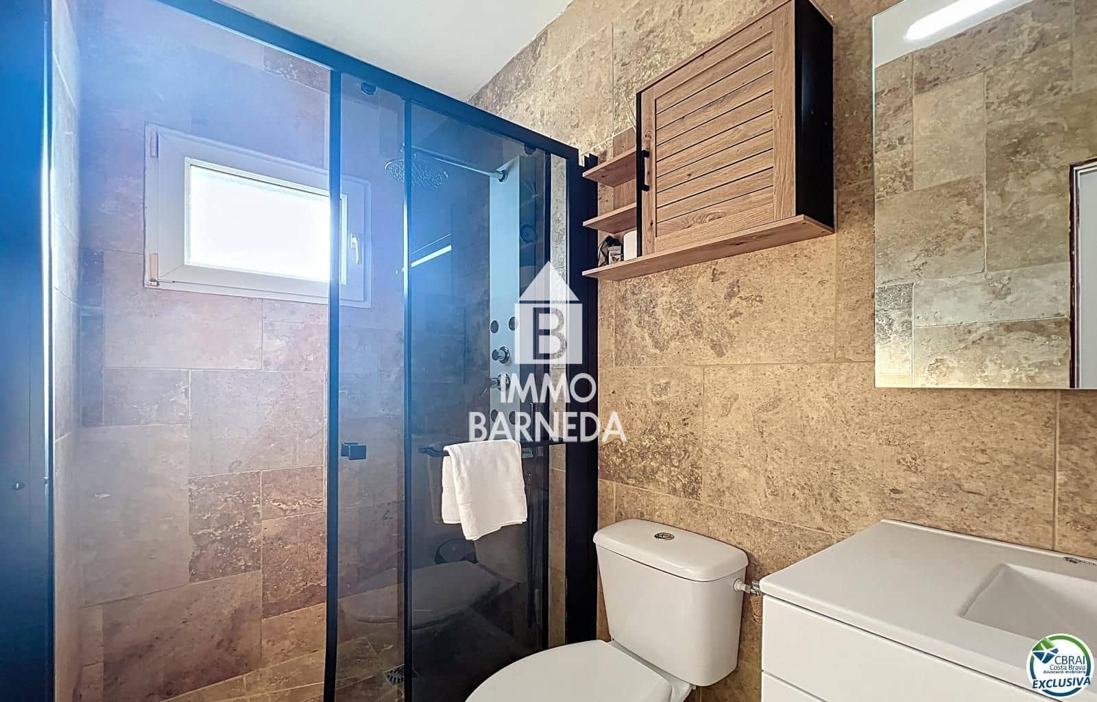 2 soveværelse Villa til salg i Empuriabrava med swimmingpool garage - € 385.000 (Ref: 9758964)