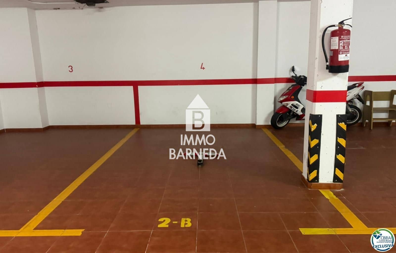 3 slaapkamer Flat te koop in Roses met garage - € 439.000 (Ref: 9762285)