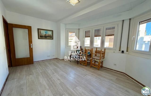 2 soveværelse Lejlighed til salg i Roses - € 162.000 (Ref: 9762286)