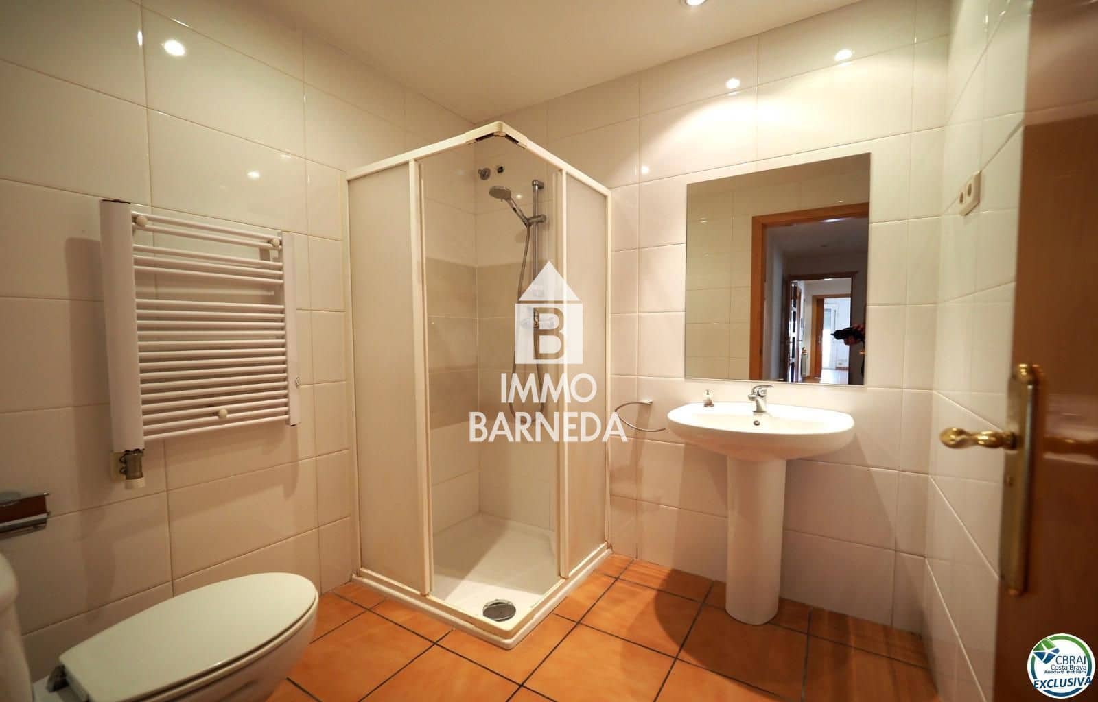 3 slaapkamer Flat te koop in Roses - € 235.000 (Ref: 9762287)