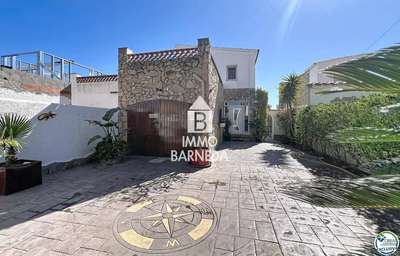 3 slaapkamer Villa te koop in Empuriabrava met zwembad garage - € 930.000 (Ref: 9765276)