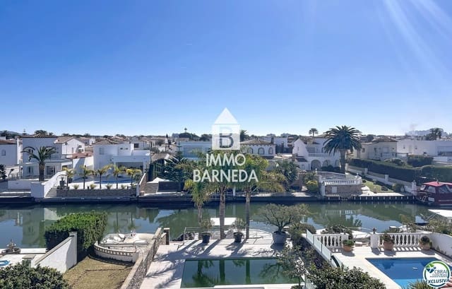 3 slaapkamer Villa te koop in Empuriabrava, Castelló d'Empúries met zwembad garage - € 930.000 (Ref: 9765276)