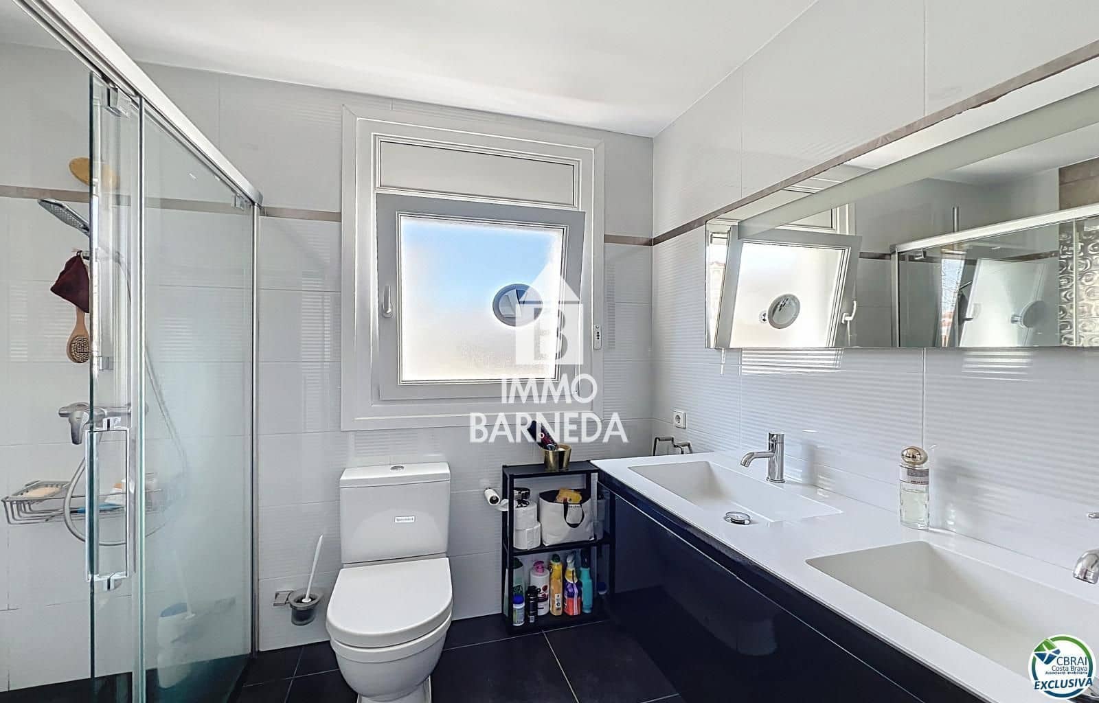 3 slaapkamer Villa te koop in Empuriabrava met zwembad garage - € 930.000 (Ref: 9765276)