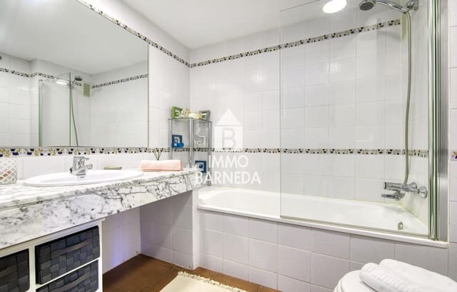 Piso de 1 habitación en Santa Margarida, Roses en venta con piscina - 144.000 € (Ref: 9765277)