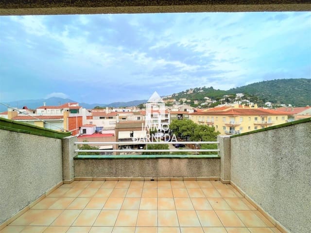 2 soveværelse Lejlighed til salg i Roses - € 220.000 (Ref: 9769083)