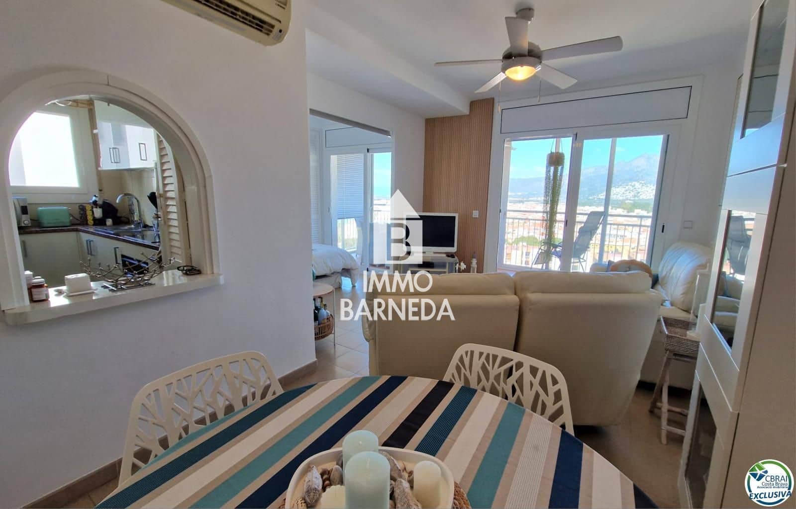 2 slaapkamer Flat te koop in Roses - € 235.000 (Ref: 9773429)