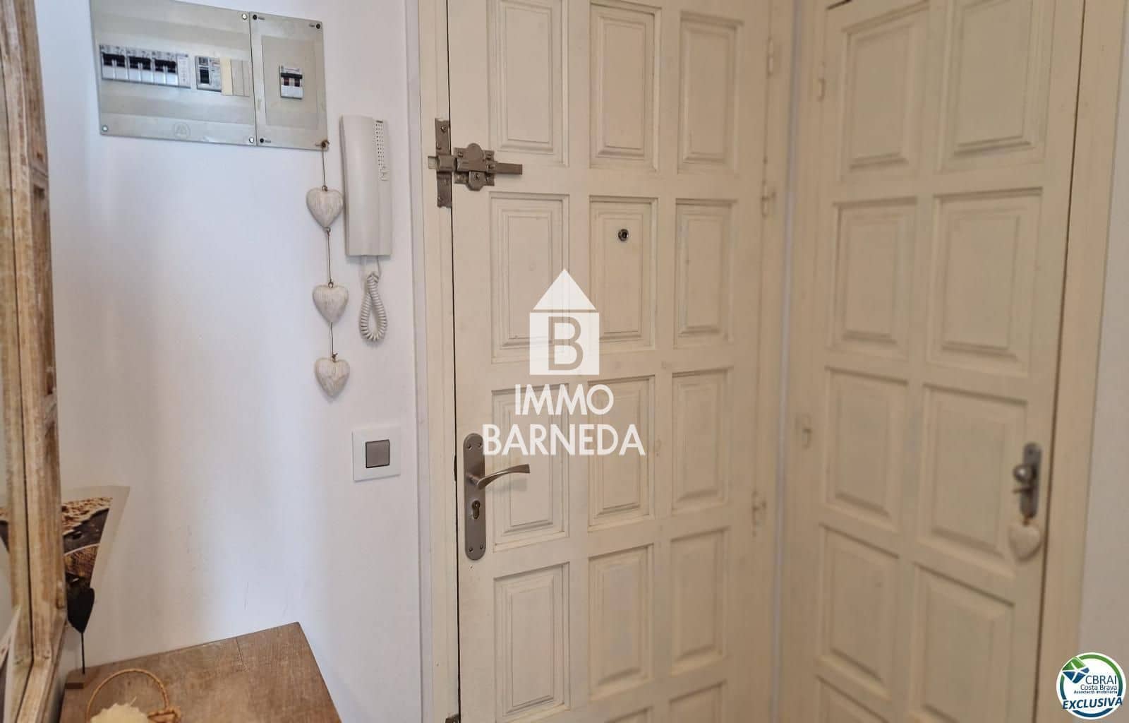 2 slaapkamer Flat te koop in Roses - € 235.000 (Ref: 9773429)