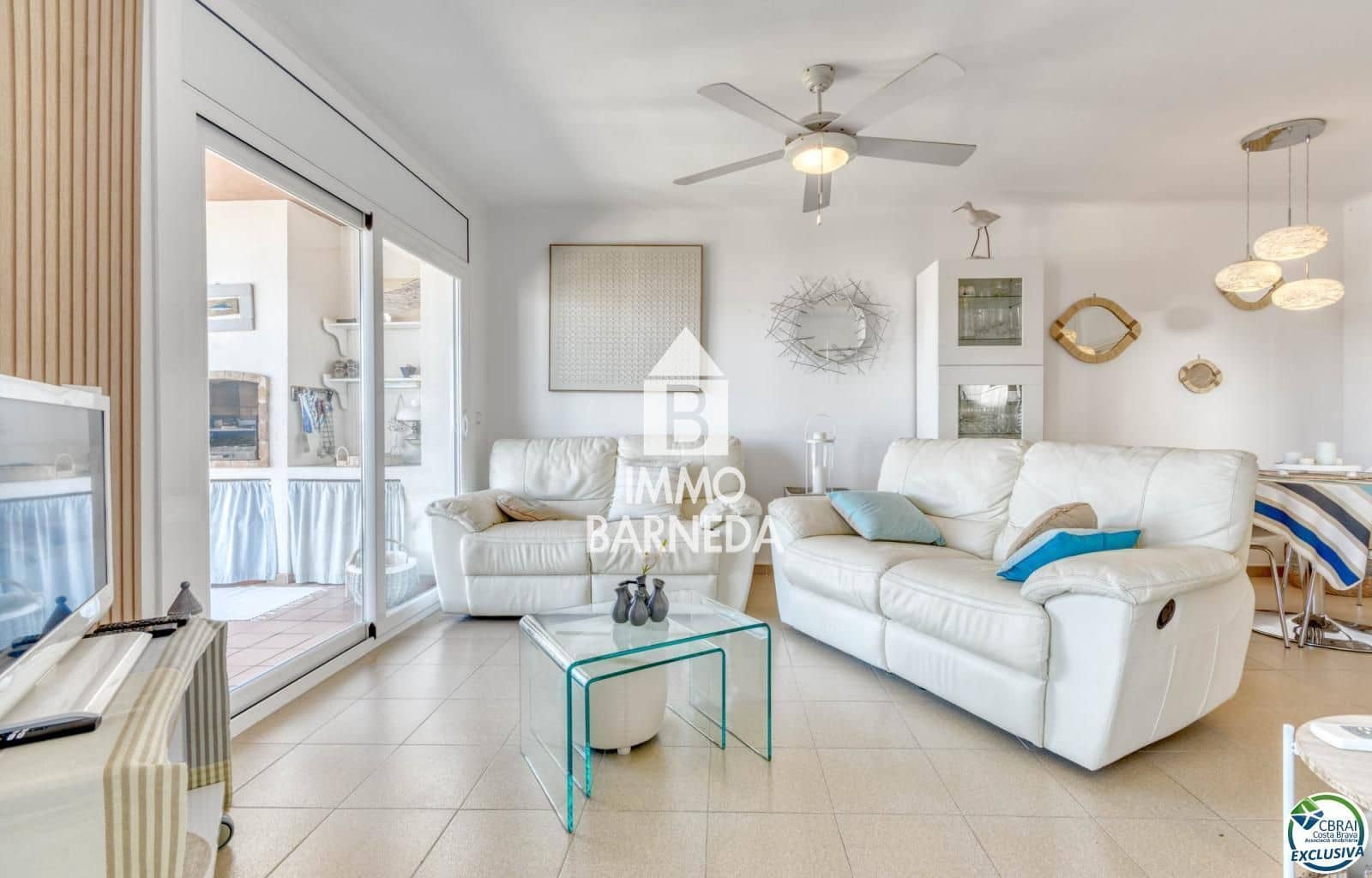 2 bedroom Flat for sale in Roses - € 235,000 (Ref: 9773429)