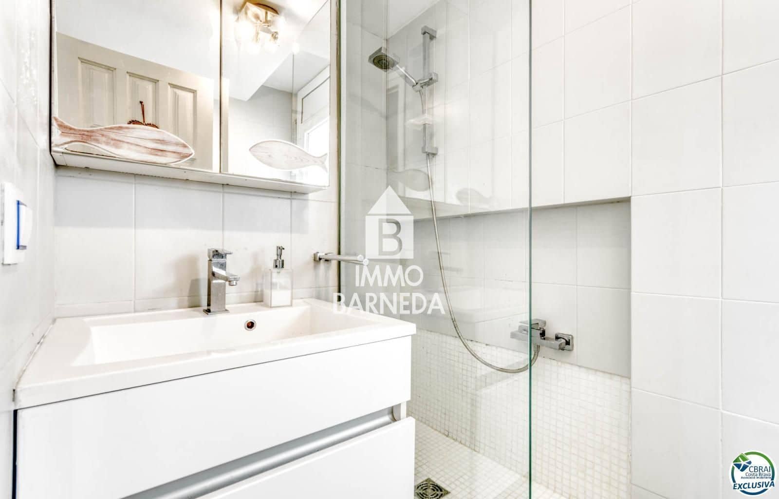 2 bedroom Flat for sale in Roses - € 235,000 (Ref: 9773429)