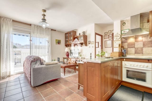 2 slaapkamer Flat te koop in Roses met zwembad - € 266.000 (Ref: 9778880)