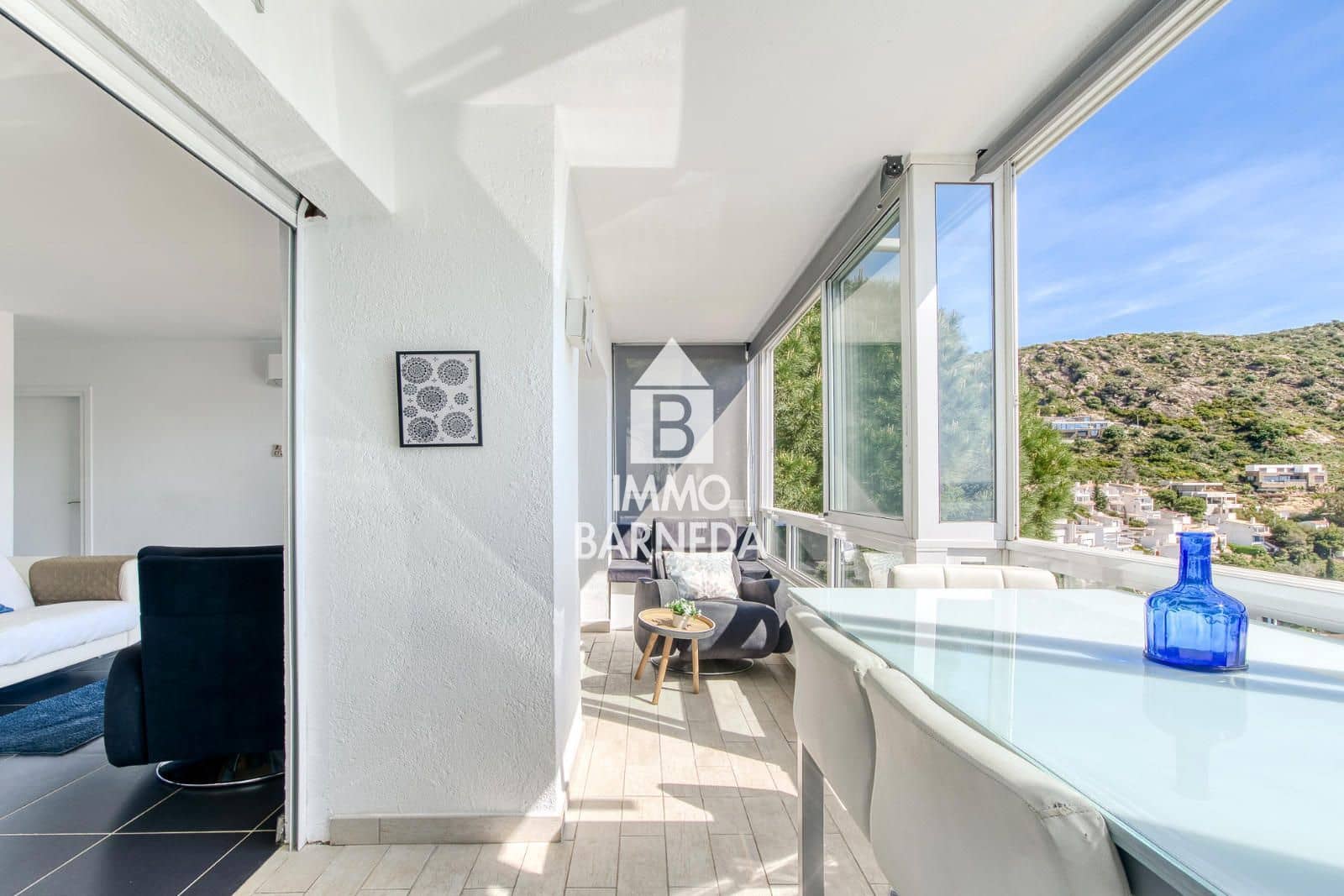 2 bedroom Flat for sale in Roses with garage - € 355,000 (Ref: 9787721)