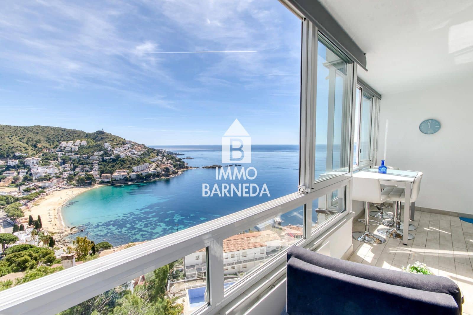 2 bedroom Flat for sale in Roses with garage - € 355,000 (Ref: 9787721)