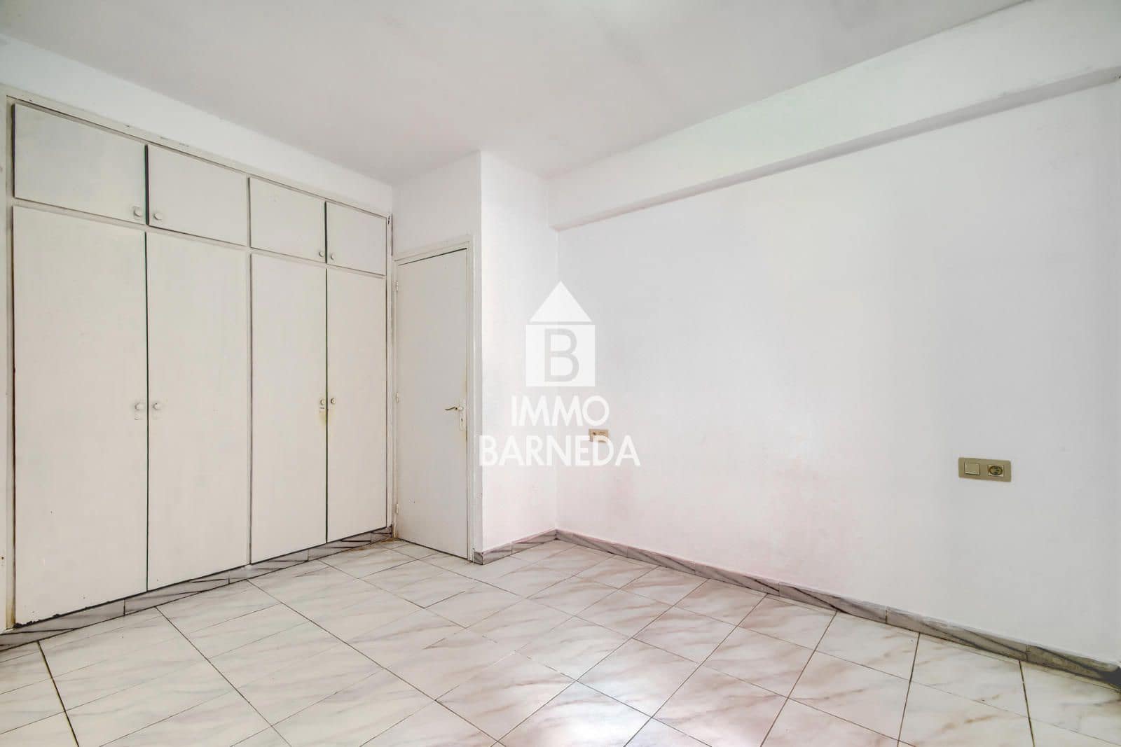 2 bedroom Flat for sale in Castello d'Empuries - € 120,000 (Ref: 9793471)