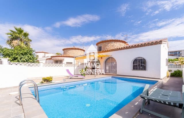 2 sypialnia Willa na sprzedaż w Santa Margarida, Roses z basenem garażem - 349 000 € (Ref: 9795068)