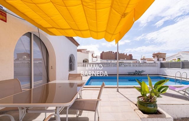 2 sypialnia Willa na sprzedaż w Santa Margarida, Roses z basenem garażem - 349 000 € (Ref: 9795068)