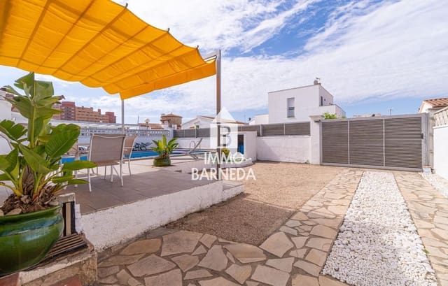 2 sypialnia Willa na sprzedaż w Santa Margarida, Roses z basenem garażem - 349 000 € (Ref: 9795068)