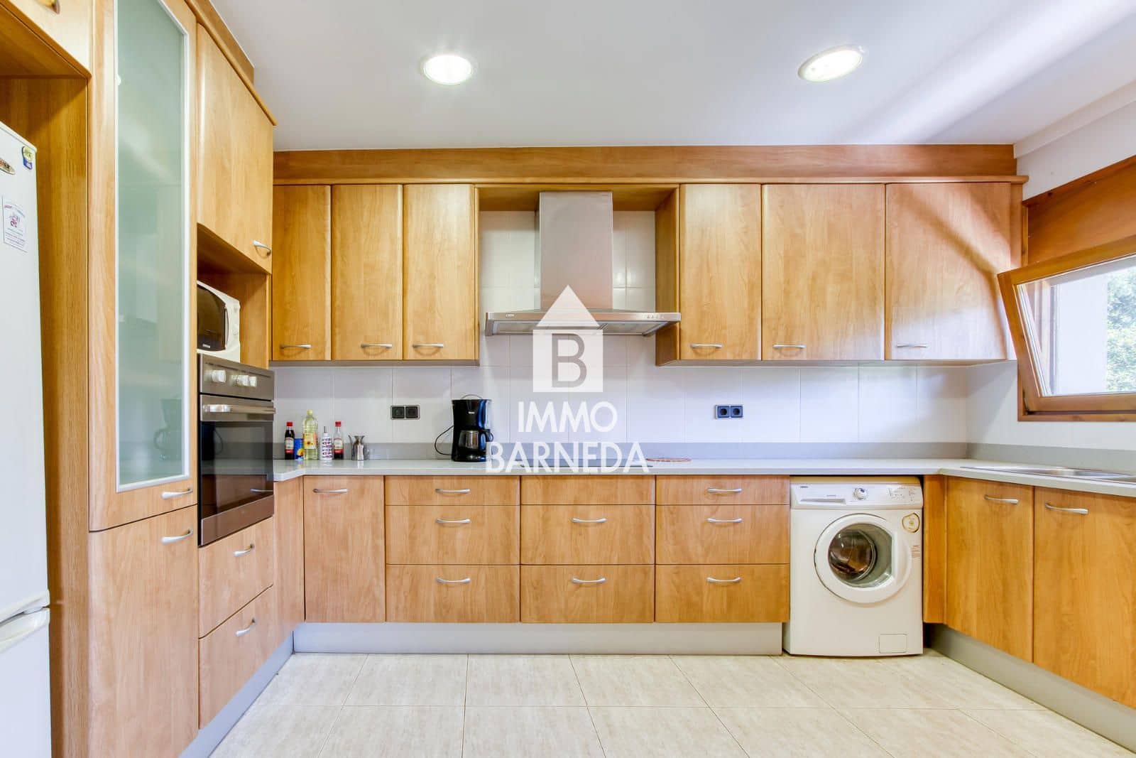 7 bedroom Villa for sale in Llanca with garage - € 1,250,000 (Ref: 9795069)