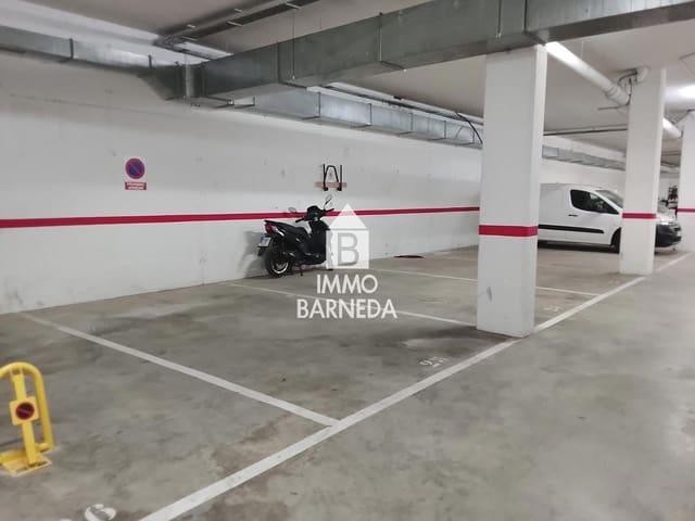 Garage à vendre à Roses - 29 500 € (Ref: 9799923)