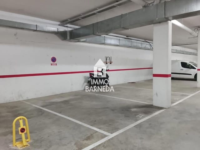 Garage à vendre à Roses - 29 500 € (Ref: 9799923)