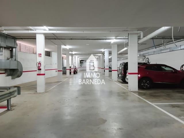 Garage à vendre à Roses - 29 500 € (Ref: 9799923)