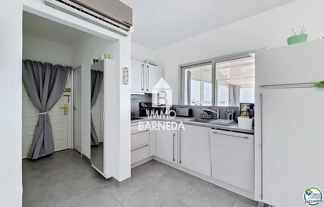Leilighet til salgs i Roses med svømmebasseng garasje - € 160 000 (Ref: 9813533)