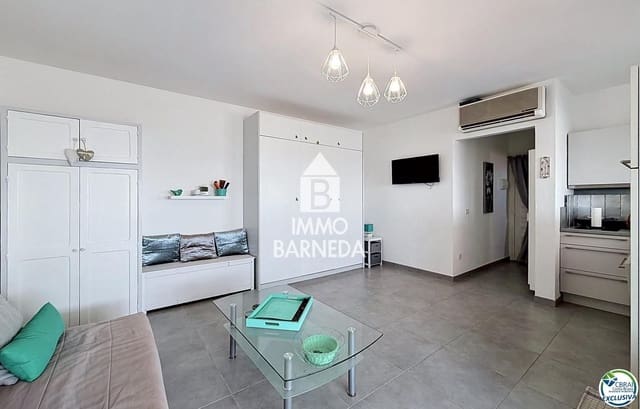 Leilighet til salgs i Roses med svømmebasseng garasje - € 160 000 (Ref: 9813533)