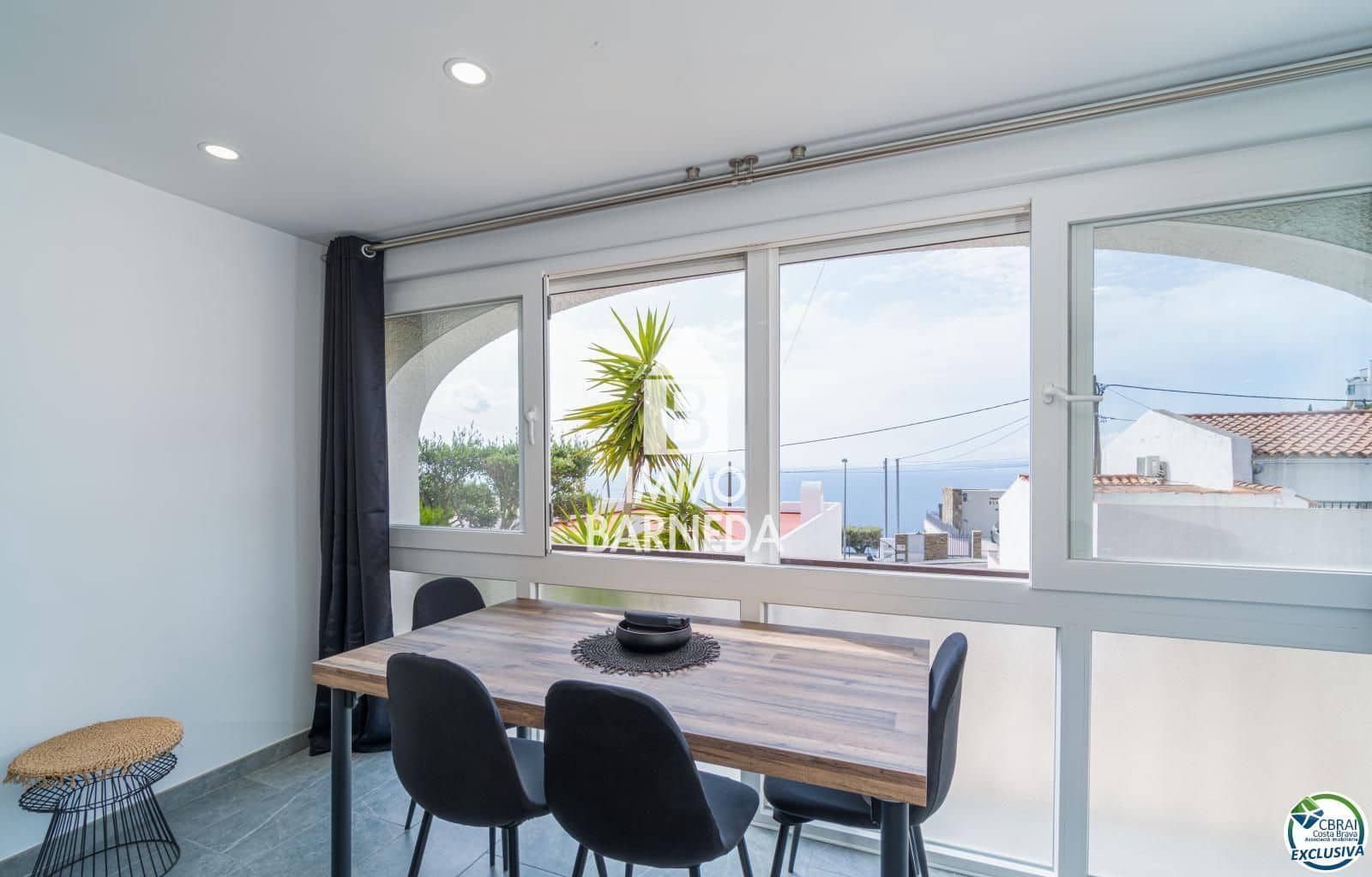2 sovrum Villa till salu i Roses med garage - 299 000 € (Ref: 9814608)