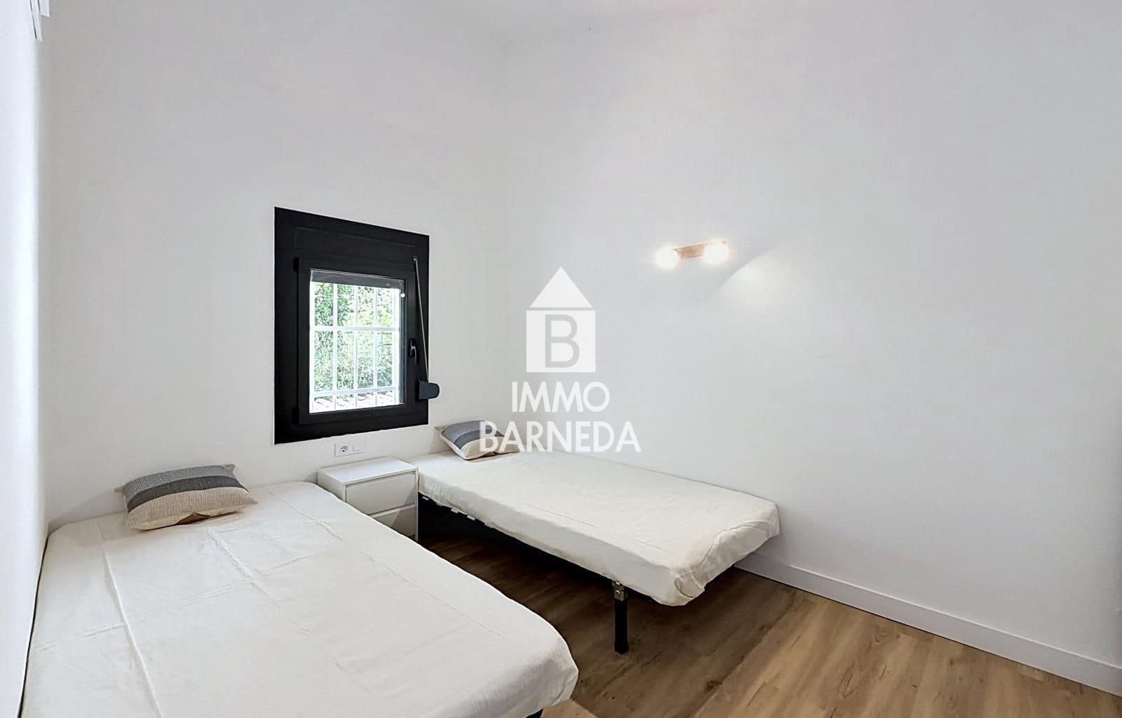 3 bedroom Villa for sale in Empuriabrava - € 299,000 (Ref: 9821485)