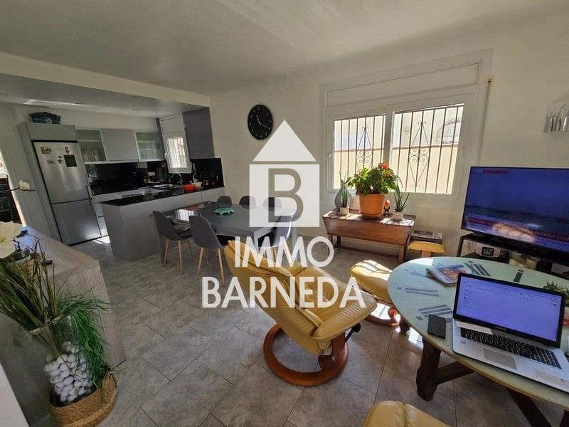 2 bedroom Villa for sale in Empuriabrava with pool garage - € 495,000 (Ref: 9825711)